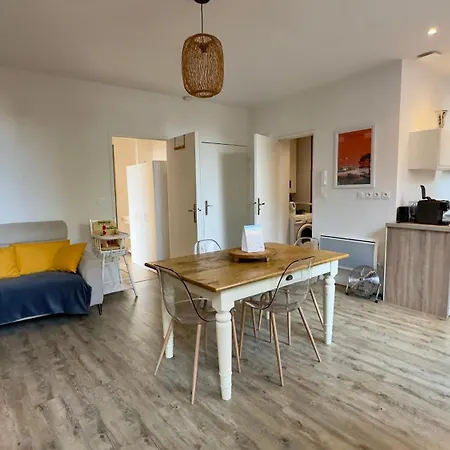 La Magie De Carnot Meuble De Tourisme 3 Etoiles Apartament