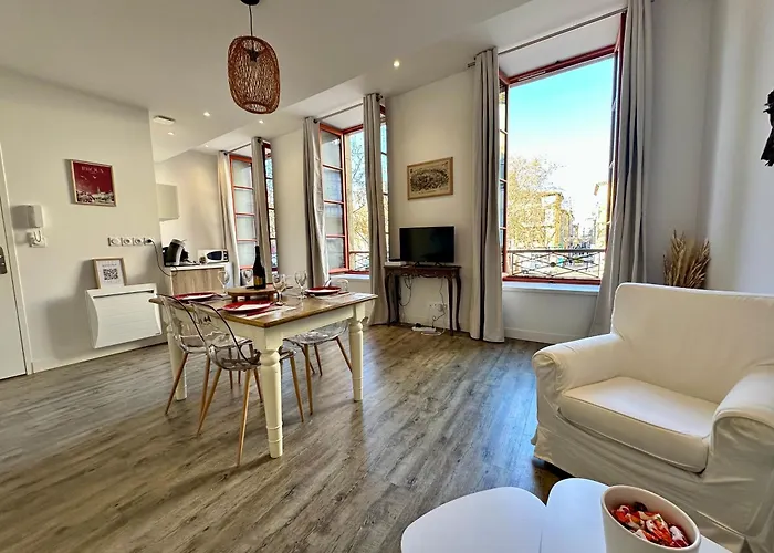 La Magie De Carnot Meuble De Tourisme 3 Etoiles Apartment Carcassonne